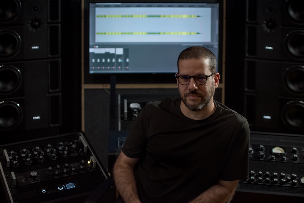 Miguel Pinheiro Marques, in the studio mastering records